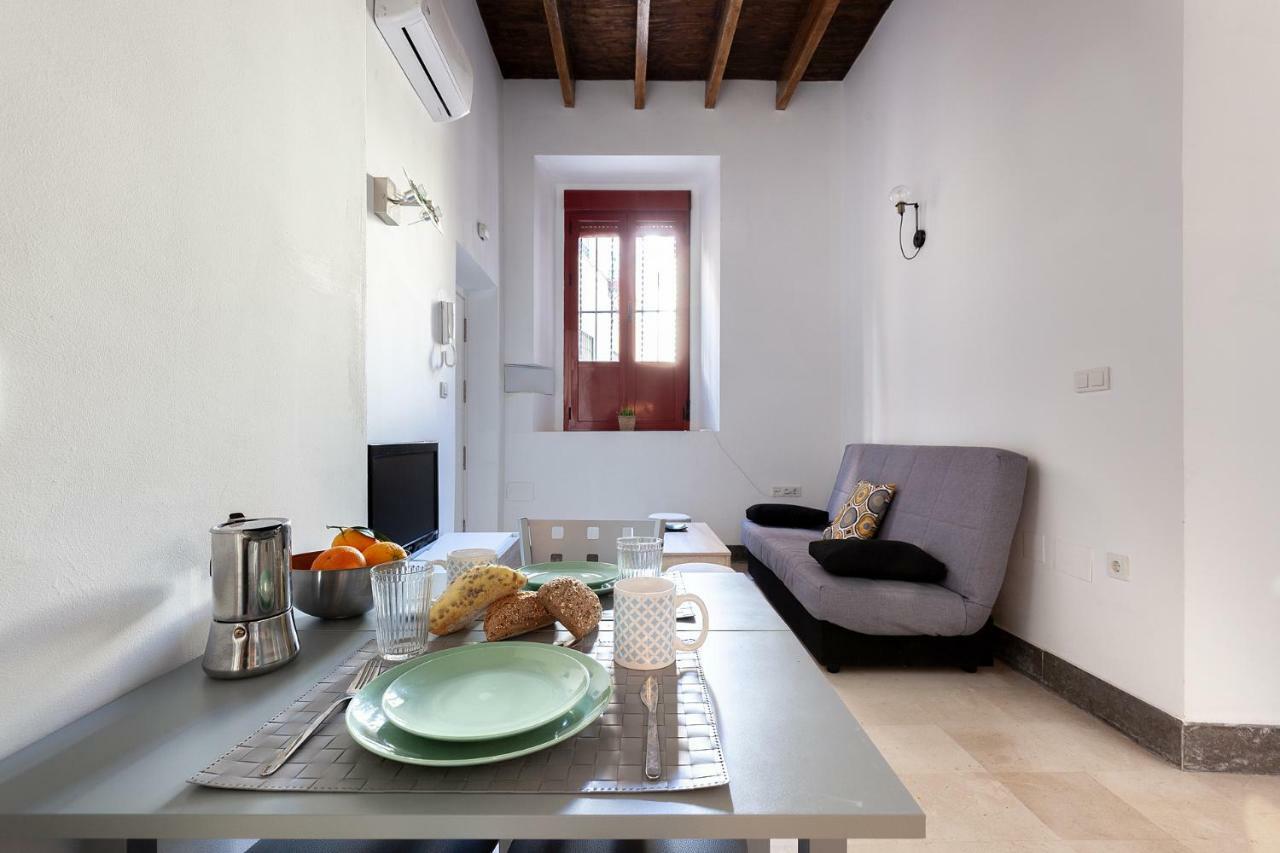 Pasaje De Amores Der - Descanso En Casa Y Vida Cultural Y Monumentos 4 Px Siviglia Esterno foto